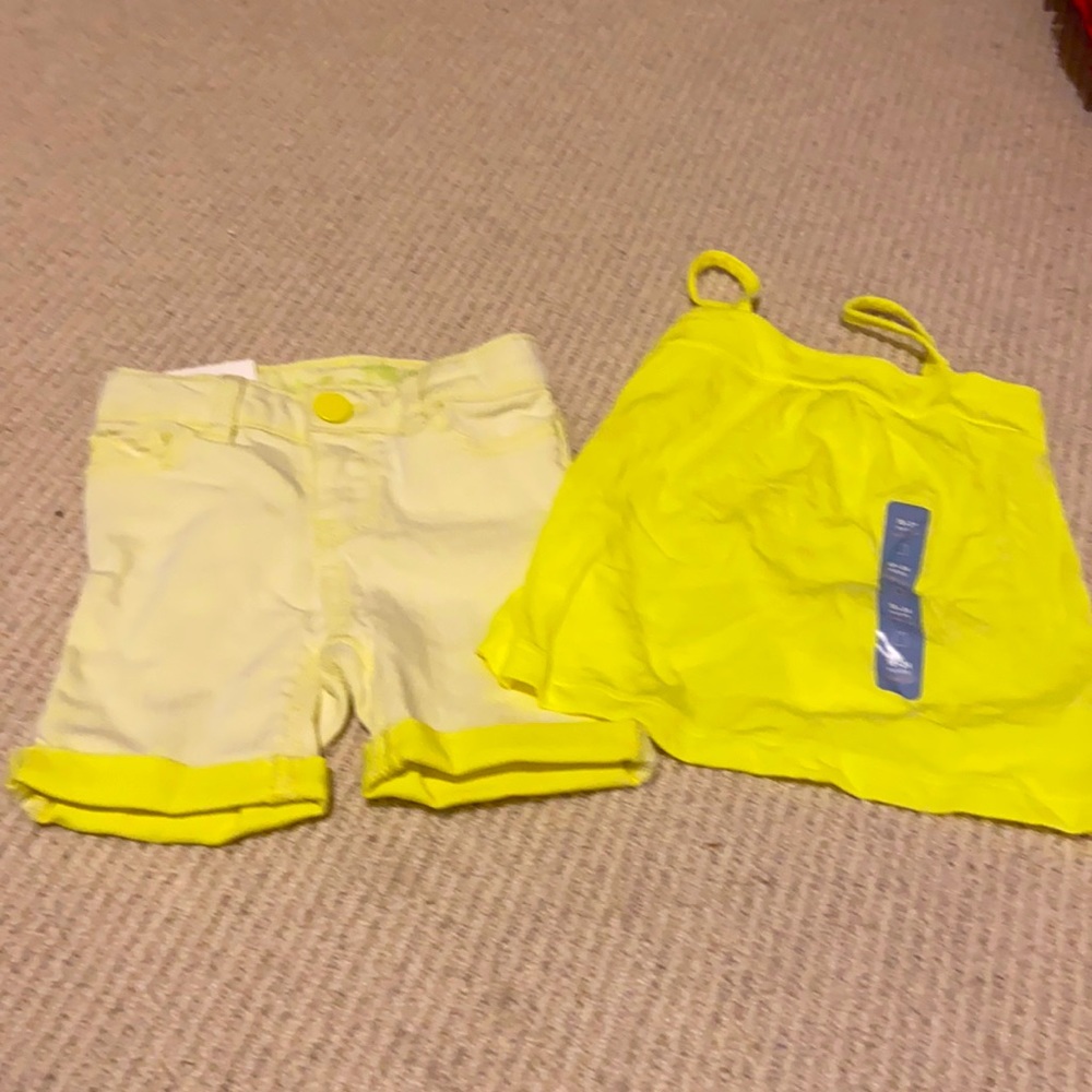 NWT babyGap Yellow shorts(12-18Mo) &top(18-24 mo)